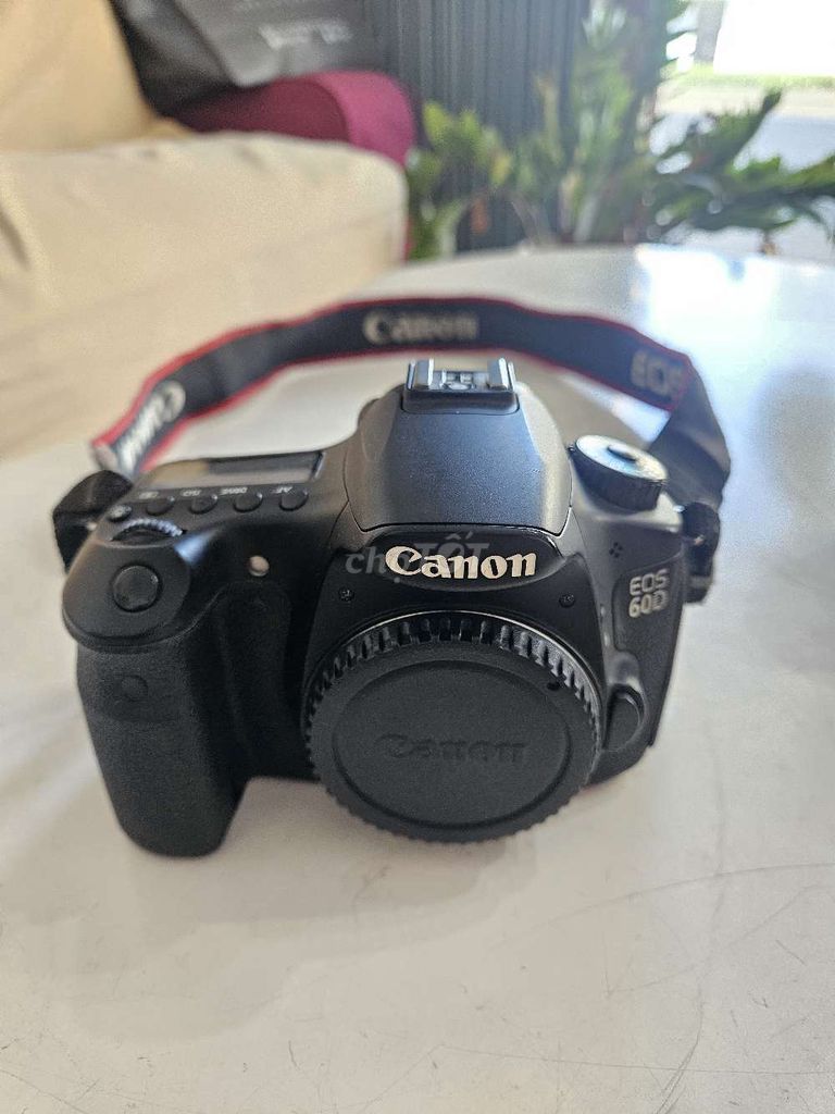 Máy ảnh Canon 60D Đen. Mua bán Máy ảnh, Máy quay tại Thành phố Sóc Trăng Sóc Trăng được đăng bởi Khanh hình 1