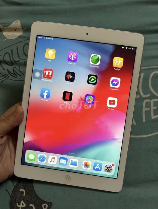 Apple iPad Air 32GB Wifi Trắng. Mua bán Máy tính bảng tại Quận Đống Đa Hà Nội được đăng bởi Hội Đồ Điện Tử hình 1