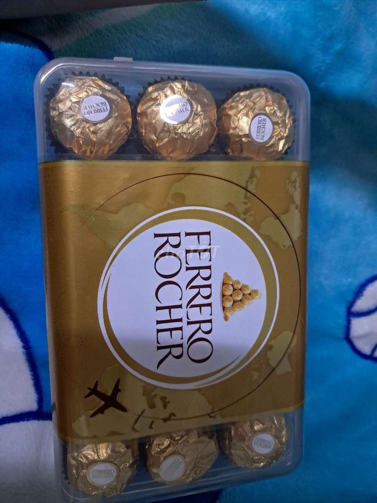 Kẹo socola Ferrero Rocher Hạt phỉ 375g. Mua bán Đồ ăn, thực phẩm và các loại khác tại Quận 6 Tp Hồ Chí Minh được đăng bởi Tuan nguyen hình 1