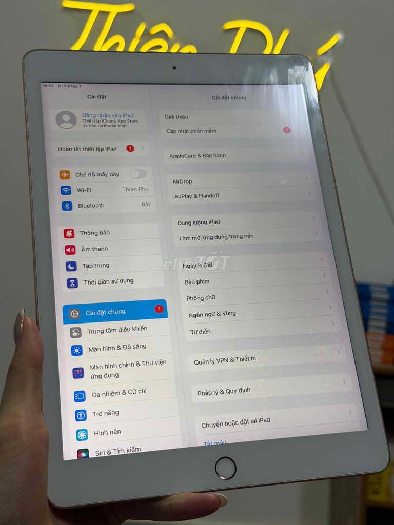 Apple iPad Gen 8 32GB Hồng Gold. Mua bán Máy tính bảng tại Quận Thanh Khê Đà Nẵng được đăng bởi Thiên phú  hình 1