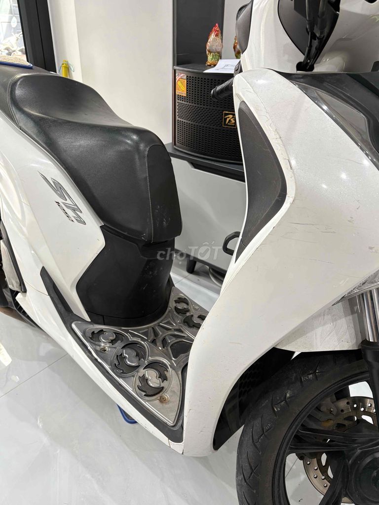 Bán Xe Sh 125i , Không có nhu cầu sử dụng. Mua bán Xe máy tại Quận Sơn Trà Đà Nẵng được đăng bởi Kim Dung hình 4