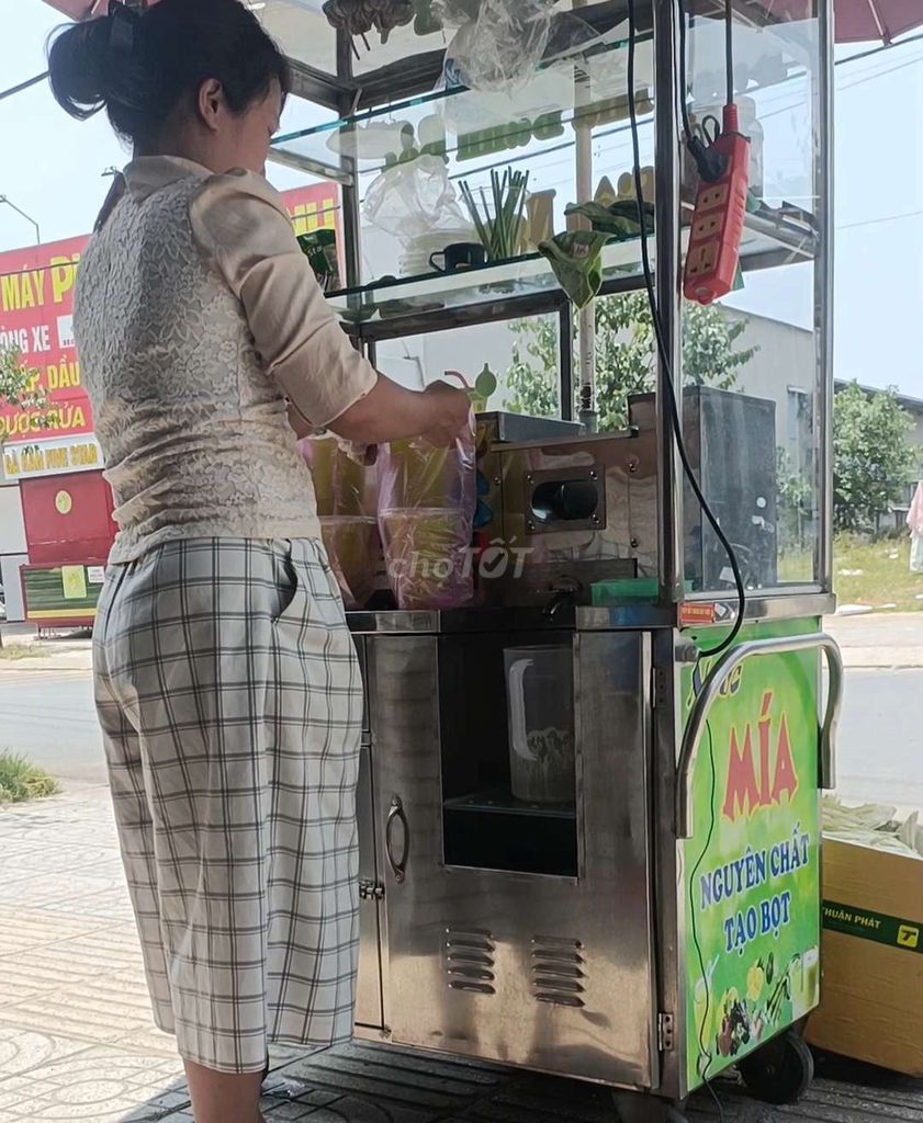 Xe đẩy bán hàng Inox ép mía đã sử dụng. Mua bán Đồ chuyên dụng, Giống nuôi trồng tại Thị xã Phú Mỹ Bà Rịa - Vũng Tàu được đăng bởi thuynguyen hình 1