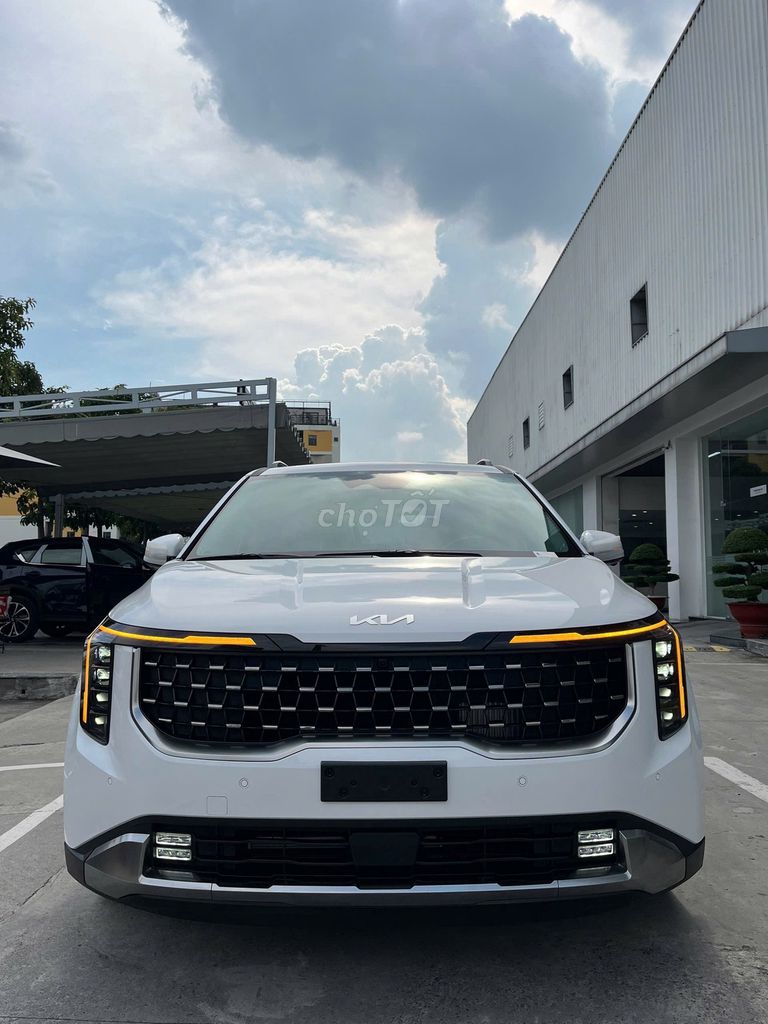 Kia Carnival 2025 Signature 1.6 Turbo HEV 7S. Mua bán Ô tô tại Quận 7 Tp Hồ Chí Minh được đăng bởi  Mazda Quận 7 hình 1