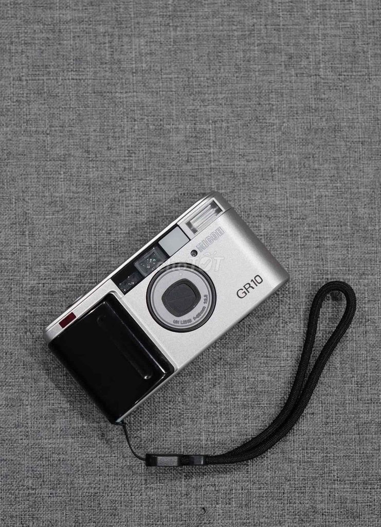 Máy ảnh Ricoh GR10 Bạc. Mua bán Máy ảnh, Máy quay tại Thành phố Thủ Đức Tp Hồ Chí Minh được đăng bởi Nhu Nhu hình 1