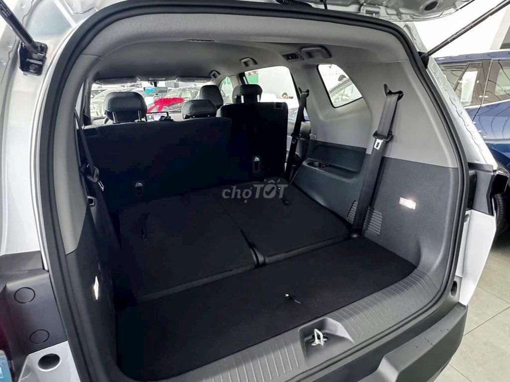 VinFast Limo Green отличная цена — первый взнос от 70 млн