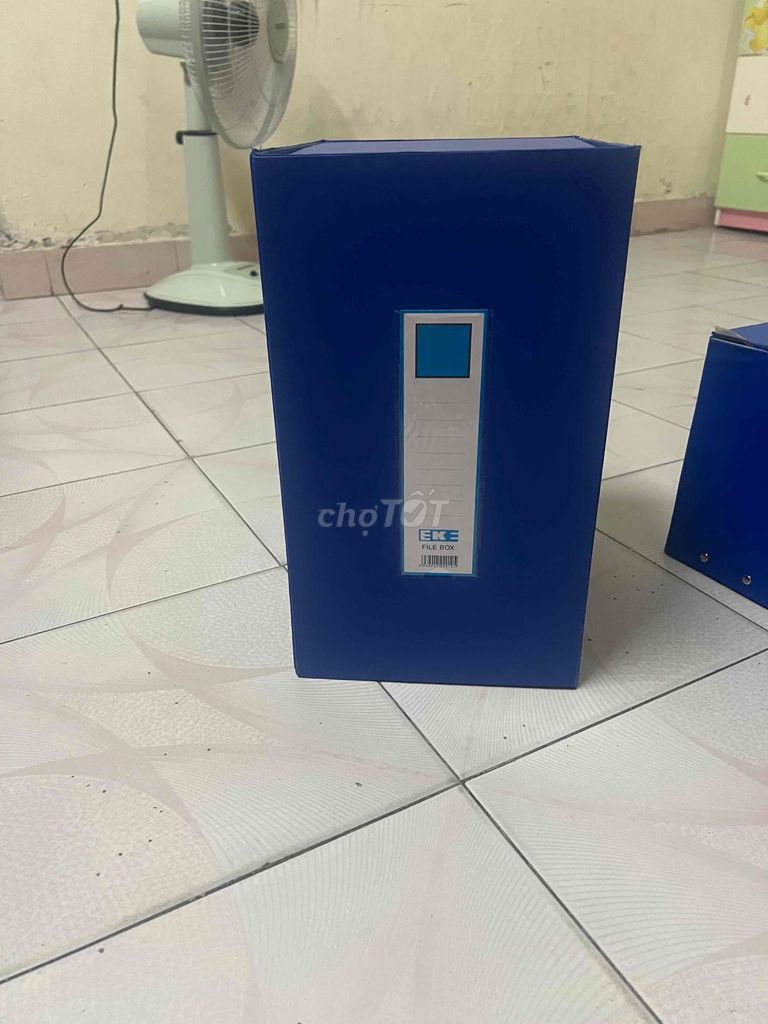 cặp hộp mua dùng còn dư nên bán.