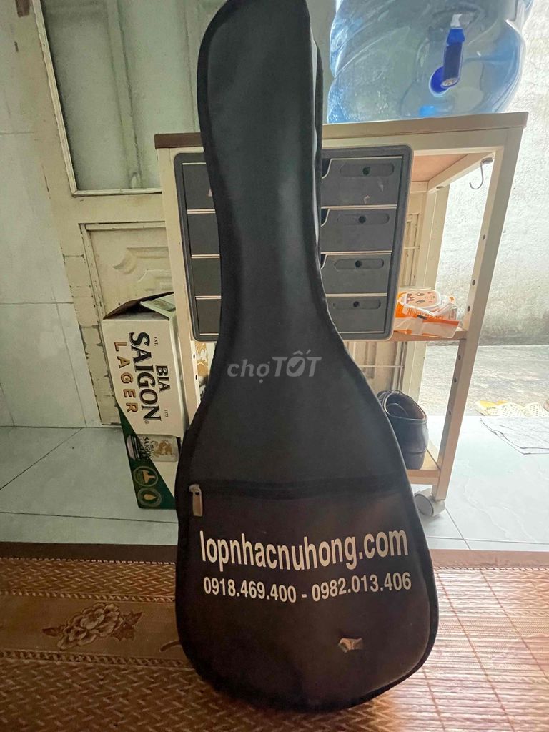Đàn Ukulele Gỗ Xanh đen. Mua bán Nhạc cụ tại Quận 8 Tp Hồ Chí Minh được đăng bởi Tommy hình 1