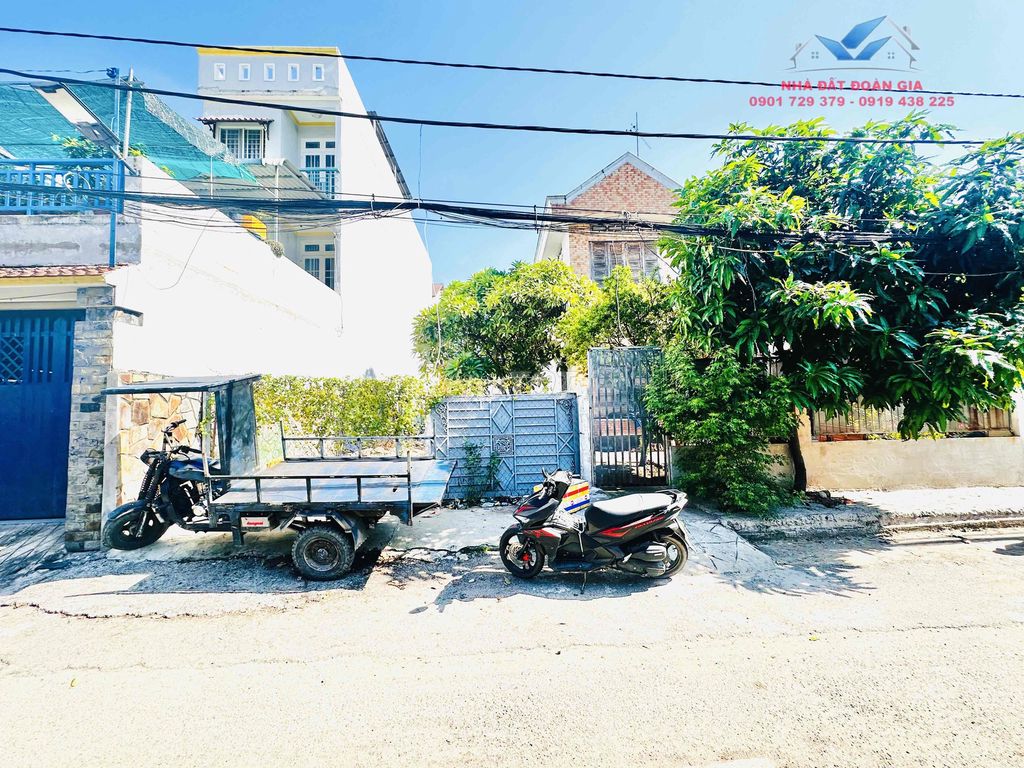 Bán cặp đất 5.6m NH 7m x 25m đường Lê Văn Khương P.Thới An - Q12