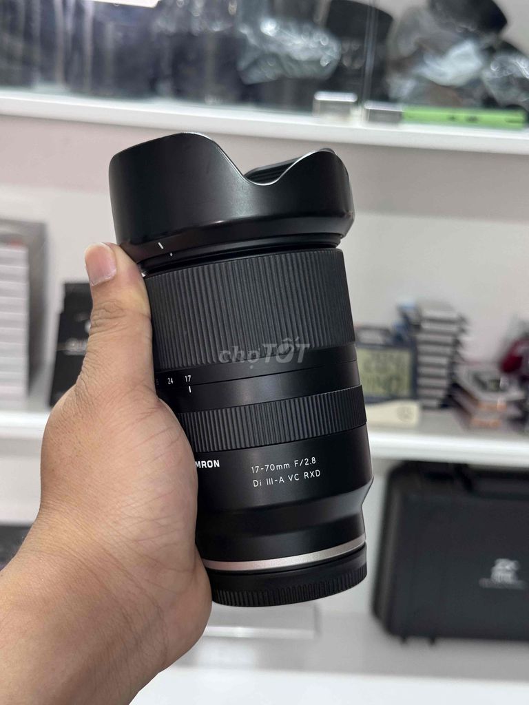 Ống kính Tamron 17-70mm F/2.8 cho sony. Mua bán Máy ảnh, Máy quay tại Quận Thanh Xuân Hà Nội được đăng bởi Minh Hải hình 1