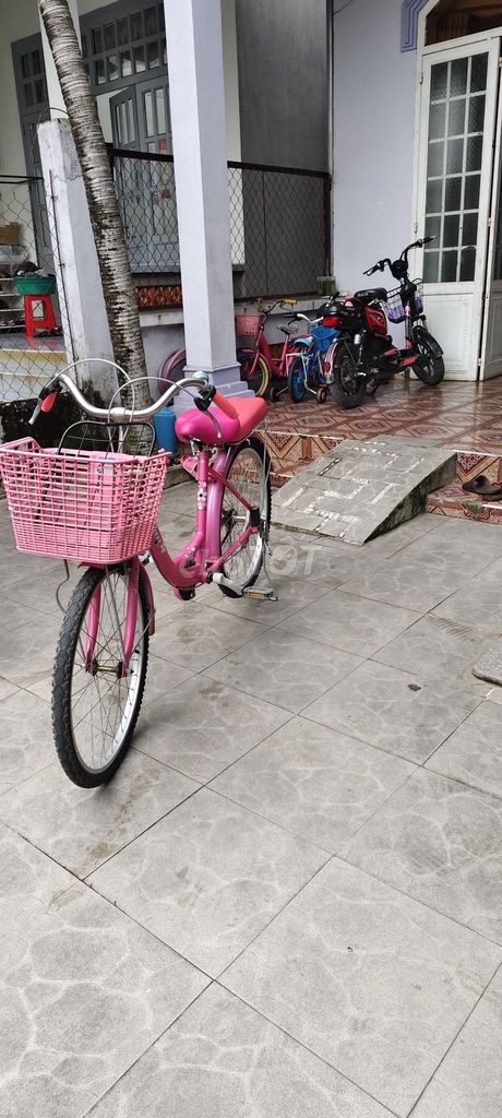 Xe đạp còn mới,. Mua bán Xe đạp tại Huyện Trảng Bom Đồng Nai được đăng bởi Trịnh Thị Quỳnh Anh hình 1