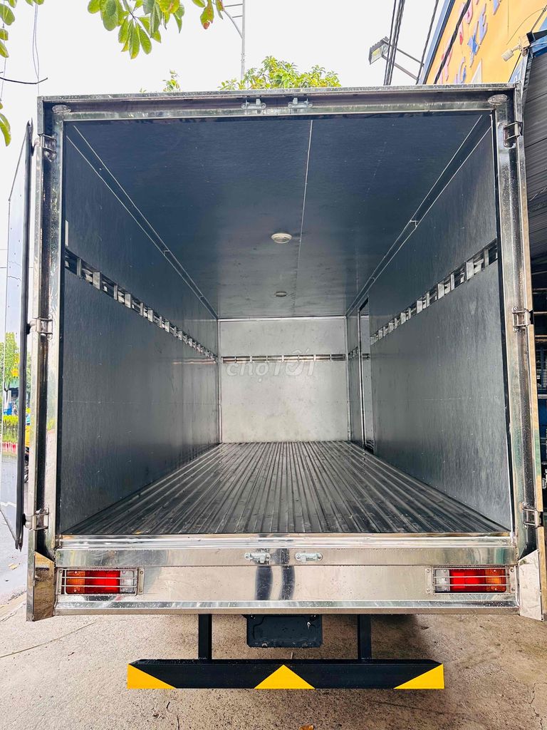 Ưu Đãi 10Tr Tiền Mặt - Hino 5 Tấn XZU730L Kín. Mua bán Xe tải, xe ben tại Huyện Hóc Môn Tp Hồ Chí Minh được đăng bởi Ô Tô Hợp Nhất  Cầu Phú Long hình 5