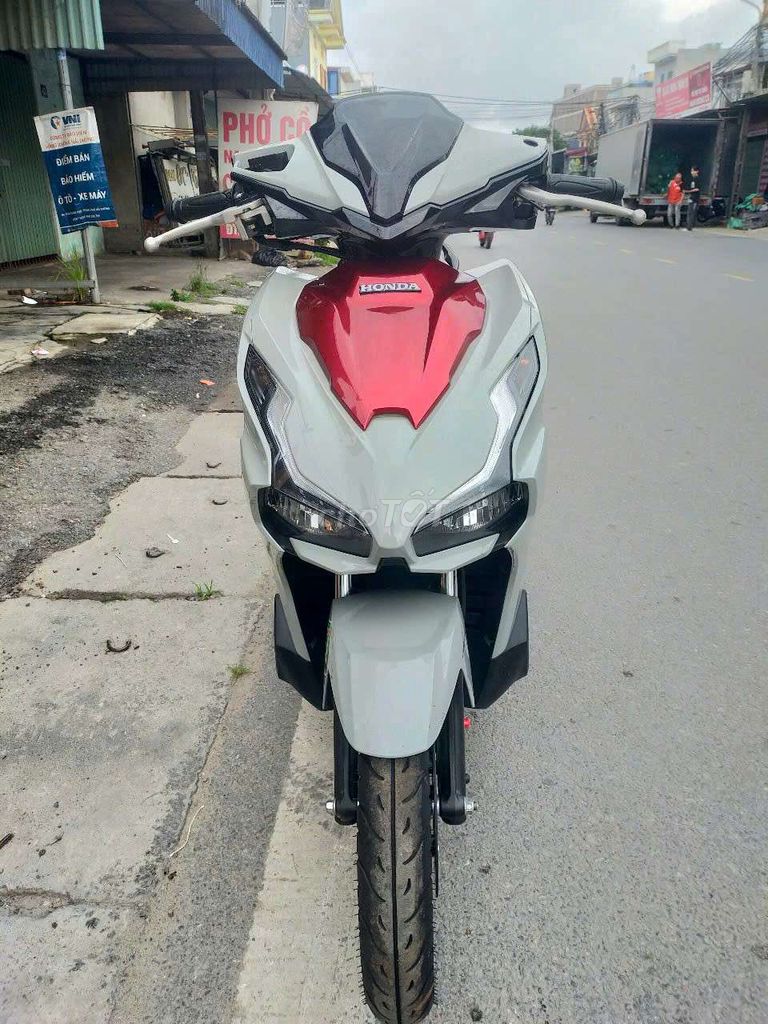 Cần bán AB 2025 máy zin êm chất. Mua bán Xe máy tại Huyện An Dương Hải Phòng được đăng bởi Trần Oanh hình 1