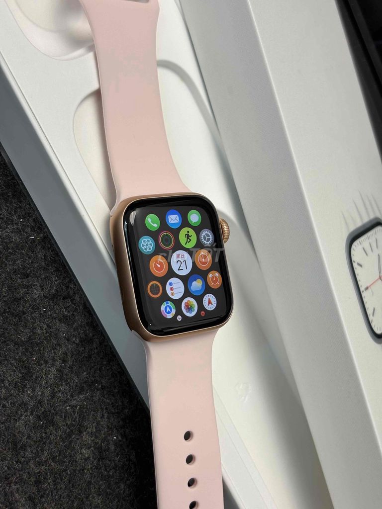 Apple Watch S5 Nhôm 40mm Hồng. Mua bán Thiết bị đeo thông minh tại Quận Thanh Xuân Hà Nội được đăng bởi Duy Nguyễn hình 1