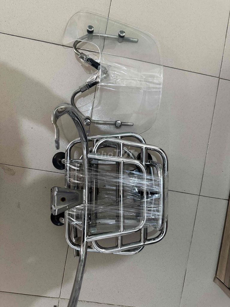 full phụ kiện xe vespa ( full inox ) đồ hãng. Mua bán Phụ tùng xe tại Quận Cẩm Lệ Đà Nẵng được đăng bởi Huyy Lê hình 1