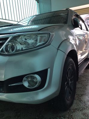 Toyota Fortuner 2016 Bạc gia đình chạy cẩn thận