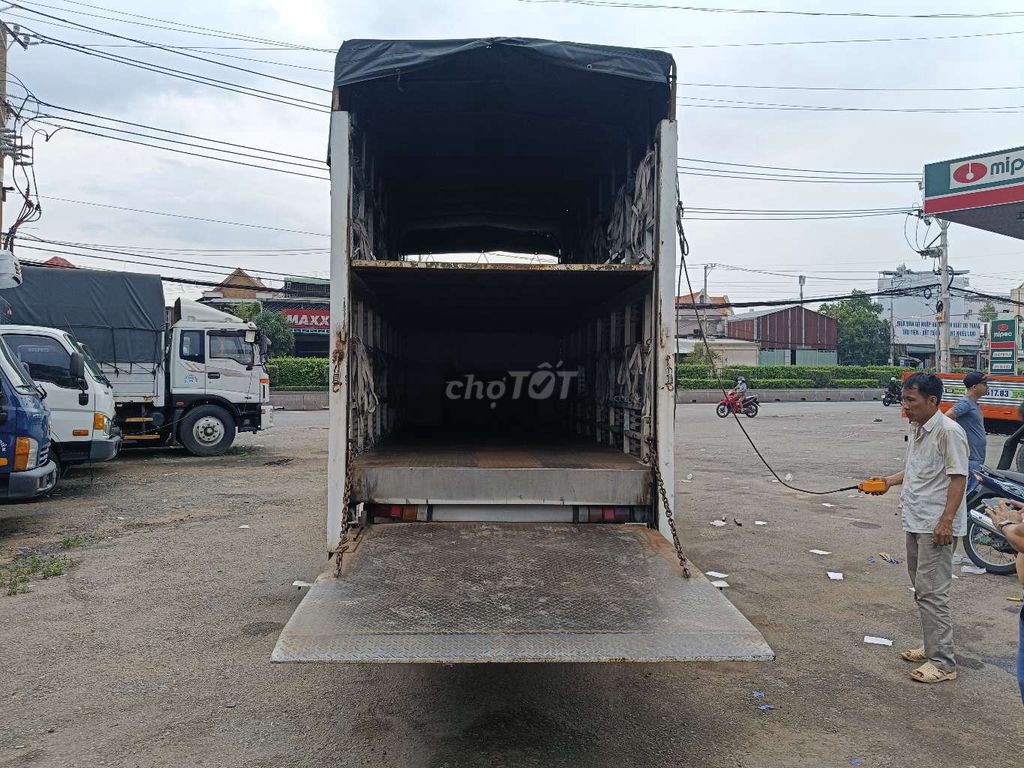 Hino 5t 2016 chở xe máy 2 tầng+ chở hàng. Mua bán Xe tải, xe ben tại Quận 12 Tp Hồ Chí Minh được đăng bởi Lê văn Khoa  hình 4