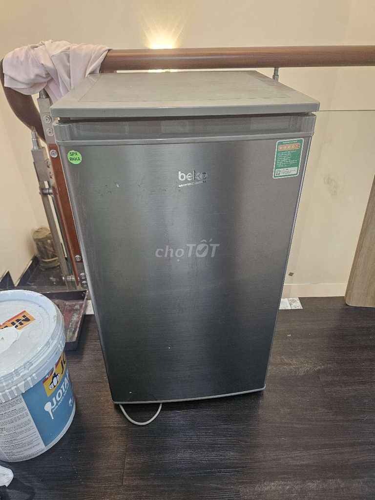 Tủ lạnh mini Beko Xám còn mới. Mua bán Tủ lạnh tại Quận 1 Tp Hồ Chí Minh được đăng bởi Huỳnh Tiểu Long hình 1