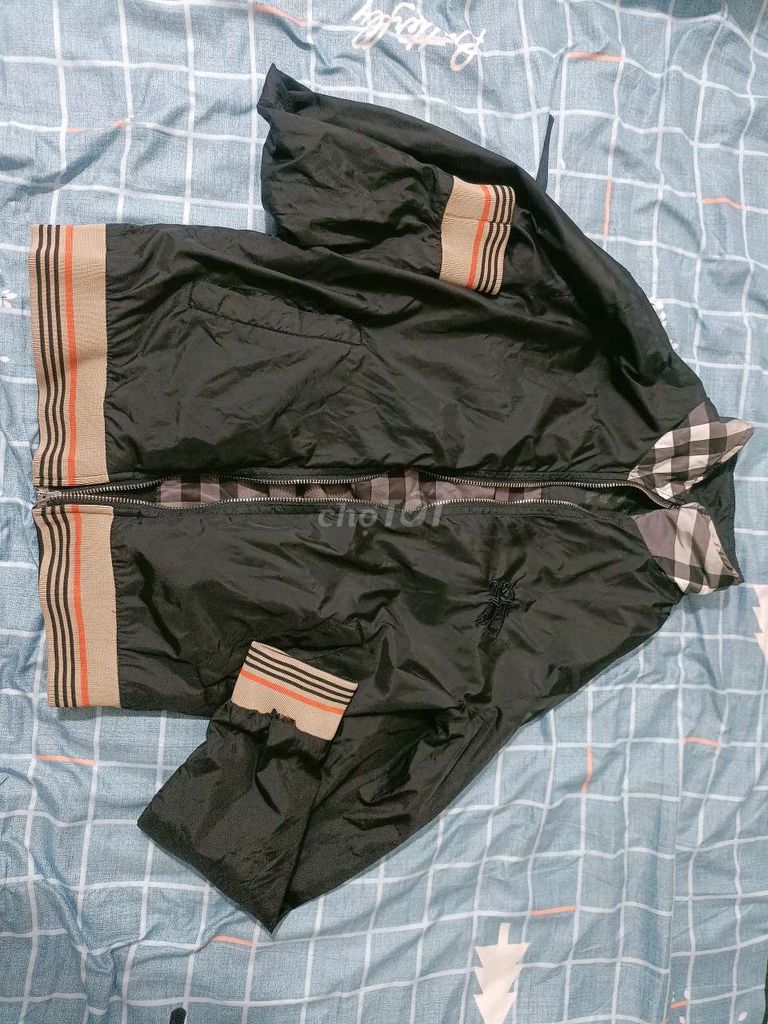 Áo khoác Burberry 2 mặt size M cũ Áo khoác gió Nam