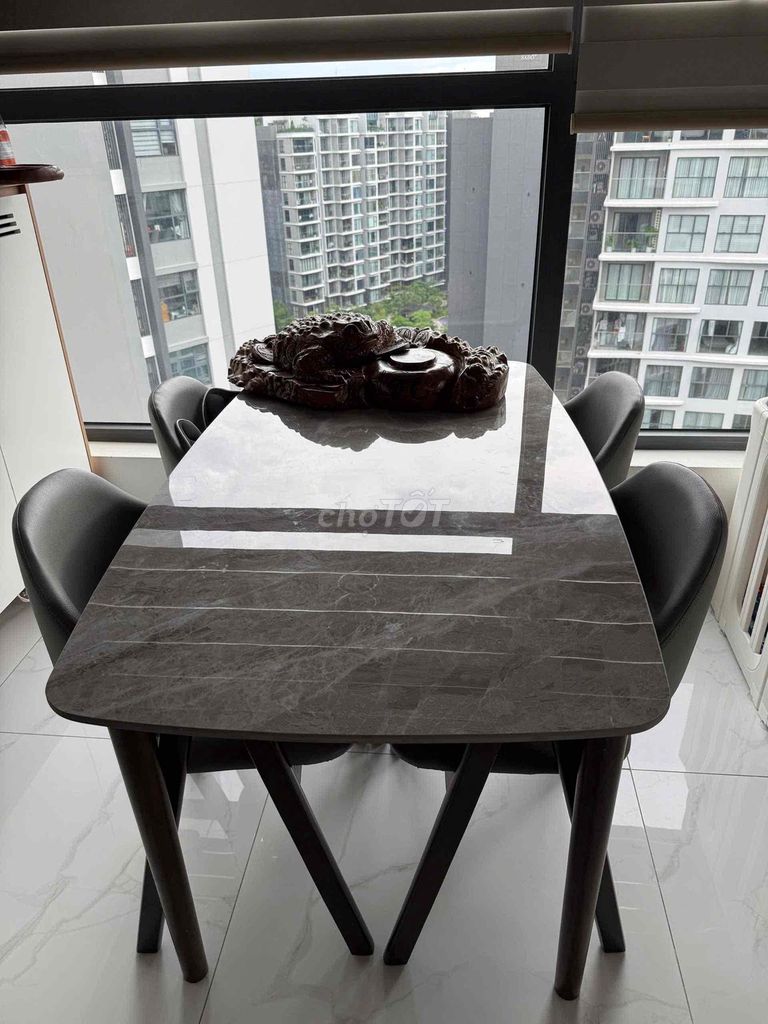 Bàn ăn 4 ghế . bàn ăn mặt đá . bàn ghế ăn. Mua bán Bàn ghế tại Quận Bình Tân Tp Hồ Chí Minh được đăng bởi Thành Trung hình 1