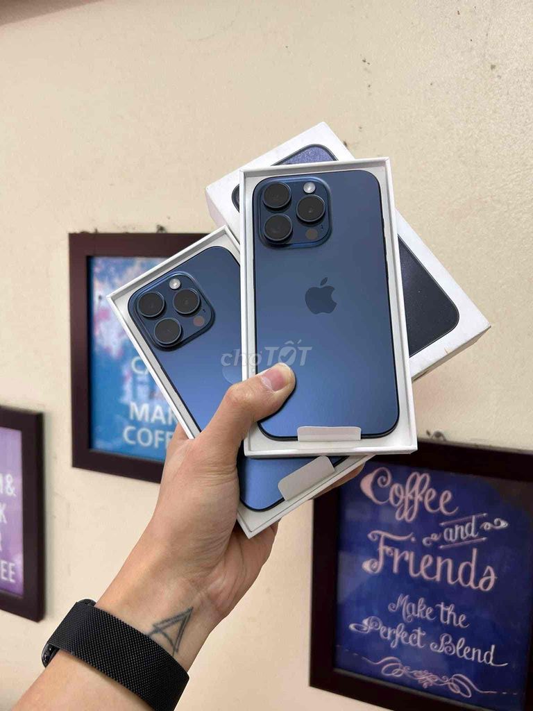 iPhone 15 Pro 128G FULLBOX Blue APPLE 12/2025. Mua bán Điện thoại tại Quận Thanh Xuân Hà Nội được đăng bởi Nguyễn Huy Dũng hình 1