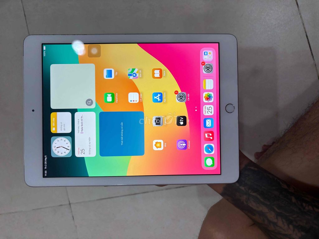 Apple iPad Gen 6 128GB Bạc 4G. Mua bán Máy tính bảng tại Thành phố Dĩ An Bình Dương được đăng bởi Huy Đồ Cũ Dĩ An Bình Dương hình 1