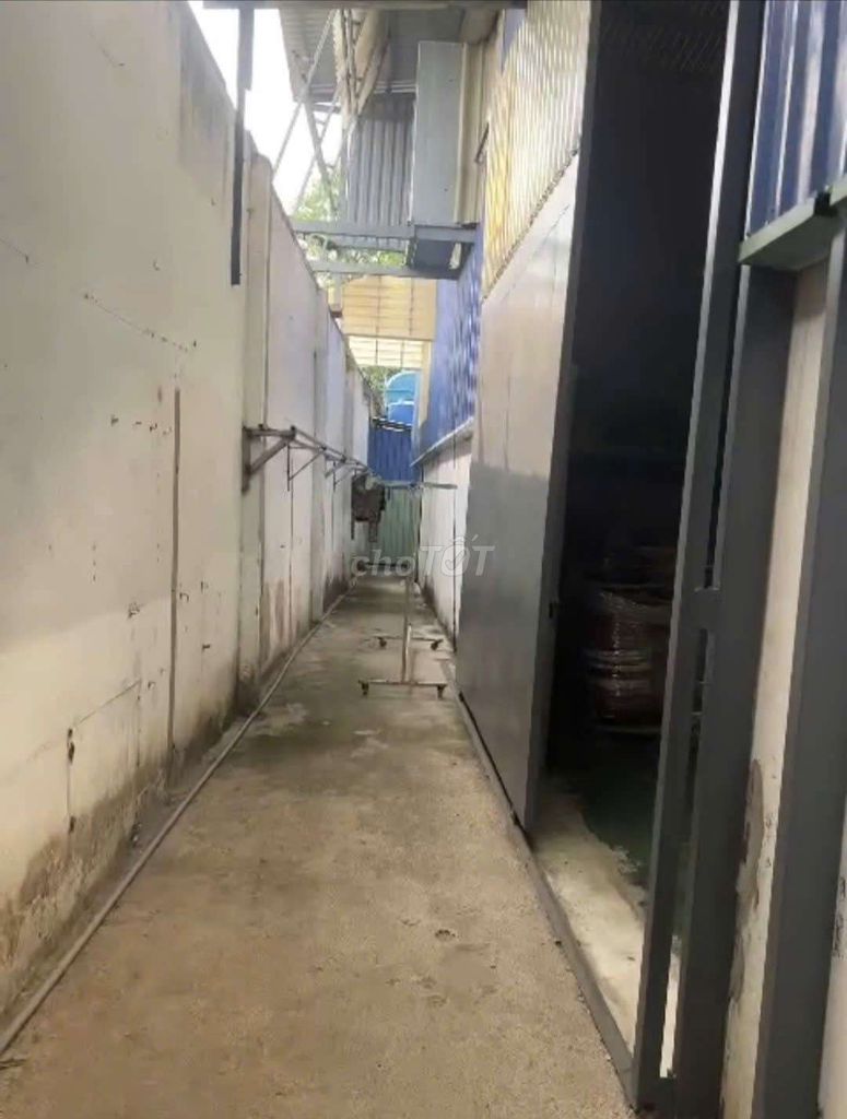 HOT- Đất thổ cư 1.900m2, có sẵn nhà xưởng, gần Thị trấn Đức Hòa LA. Mua bán đất tại Huyện Đức Hòa Long An được đăng bởi Nhà Đất Hồng Phát hình 1