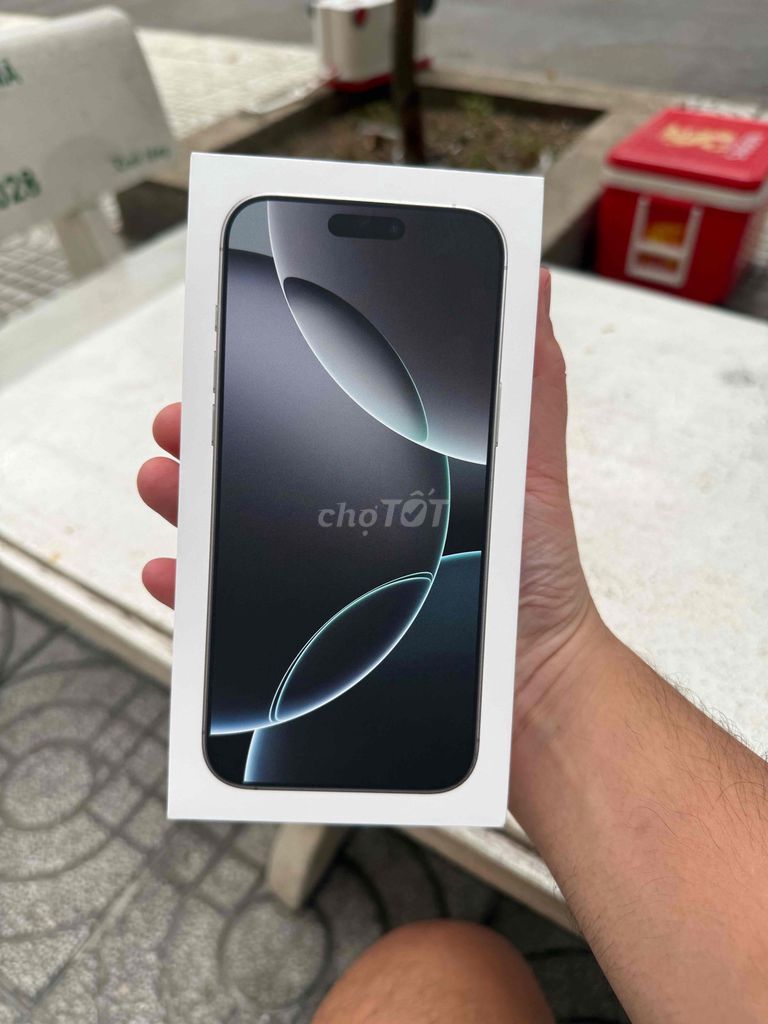IPHONE 16PRM 256GB NEW SEAL. Mua bán Điện thoại tại Quận Tân Bình Tp Hồ Chí Minh được đăng bởi Dương Tài hình 1
