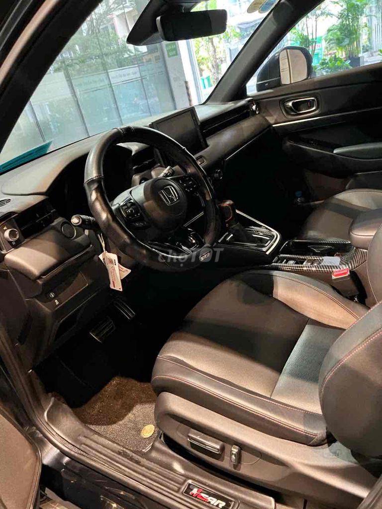 Honda HR-V RS 2024 - 19600 km - Vay 70%. Mua bán Ô tô tại Quận 7 Tp Hồ Chí Minh được đăng bởi Honda Ô Tô Sài Gòn Quận 7 hình 8