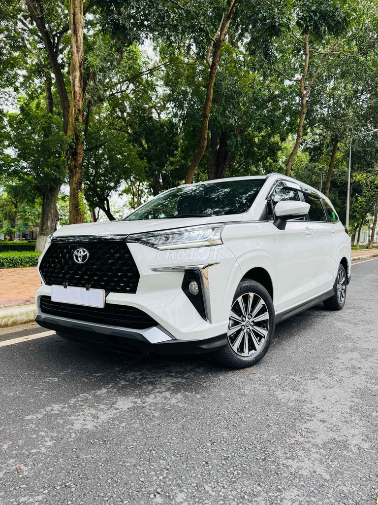 Toyota Veloz Cross 2022 CVT - (Xe Gia Đình 100%). Mua bán Ô tô tại Quận Ninh Kiều Cần Thơ được đăng bởi Lê Minh Trí hình 16