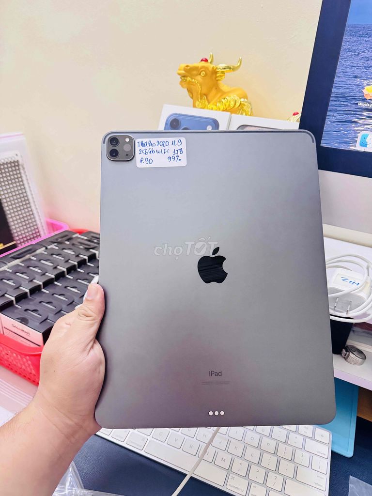 iPad Pro 2020 12.9 inch DUNG LƯỢNG KHỦNG 1TB. Mua bán Máy tính bảng tại Quận Tân Bình Tp Hồ Chí Minh được đăng bởi TÁO BI STORE CHUYÊN IPAD ZIN CHẤT hình 1
