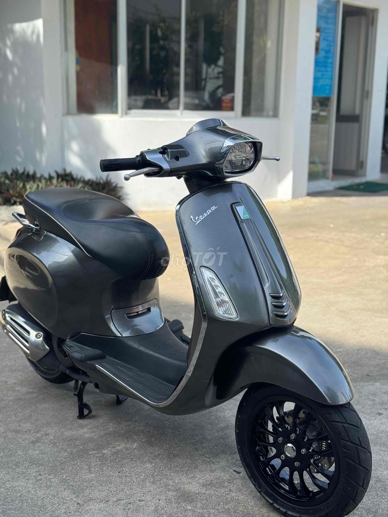 Vespa đk 19 đèn lét phanh ABS náy zin chất 9 chủ. Mua bán Xe máy tại Quận Thanh Khê Đà Nẵng được đăng bởi A Dũng hình 3