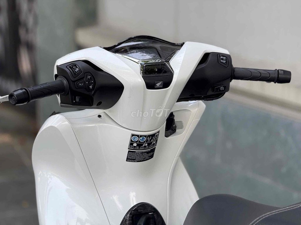 SH 160i ABS 2023 LƯỚT BSTP. Mua bán Xe máy tại Thành phố Thủ Đức Tp Hồ Chí Minh được đăng bởi Vũ Vũ hình 10