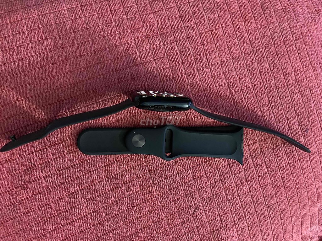 đồng hồ Apple Watch se gen 2