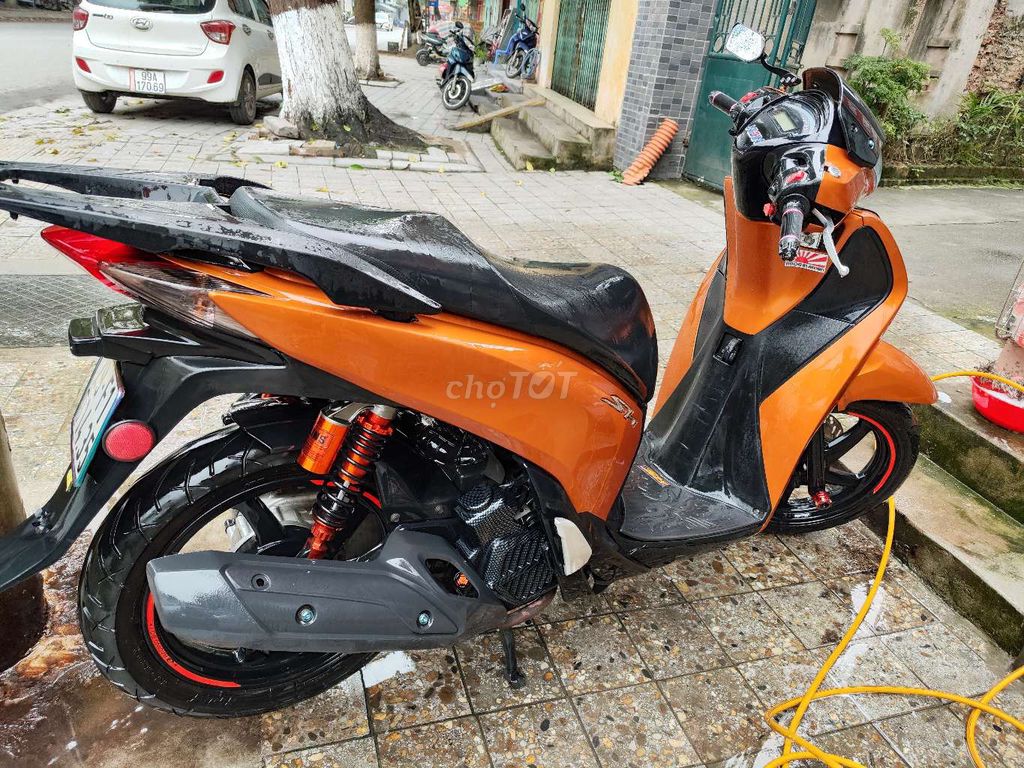 Shark 125 lên SH. Mua bán Xe máy tại Thành phố Bắc Ninh Bắc Ninh được đăng bởi Nguyễn Thịnh hình 1