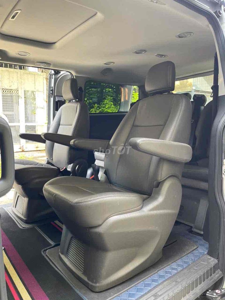 Tourneo Titanium 2019 - 52600km. Mua bán Ô tô tại Quận 3 Tp Hồ Chí Minh được đăng bởi Lương Hoàng Long hình 12