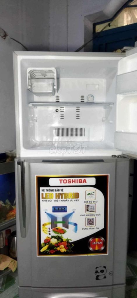 Cần bán tủ lạnh Toshiba 355 lít, đang sử dụng tốt