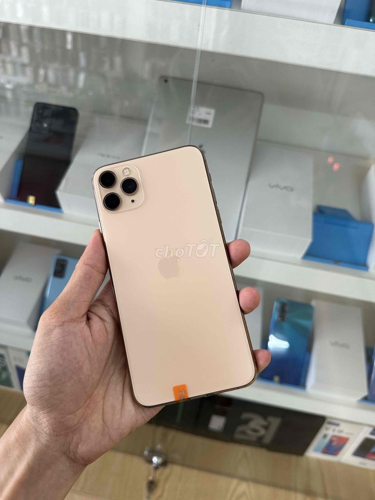 Cần bán iPhone 11 Pro Max 256G quốc tế zin đẹp. Mua bán Điện thoại tại Thành phố Qui Nhơn Bình Định được đăng bởi Gia Long hình 1