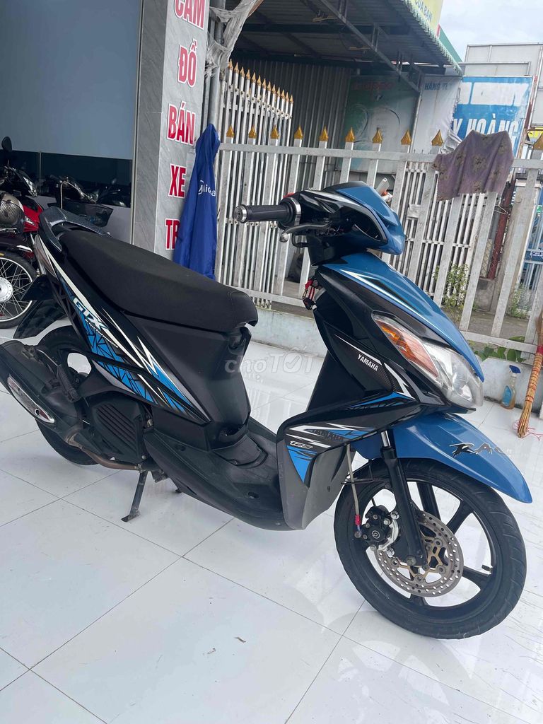 Luvias xăng cơ xe đẹp máy zin êm mạnh bốc. Mua bán Xe máy tại Quận Cái Răng Cần Thơ được đăng bởi CẦM ĐỒ TRUNG TÍN  hình 2