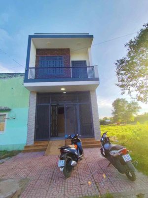 🏡: Cho Thuê Nhà  Trệt 1 Lầu Mới Đẹp - KDC Đông Phú - Châu Thành - HG. Cho thuê nhà ở tại Huyện Châu Thành Hậu Giang được đăng bởi Trường Bình Nhà Đất Xanh 