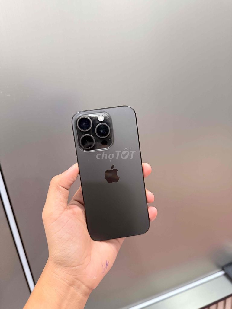 iPhone 15 Pro 128G Quốc Tế Full. Mua bán Điện thoại tại Quận Thanh Khê Đà Nẵng được đăng bởi Thuỳ Trang hình 1