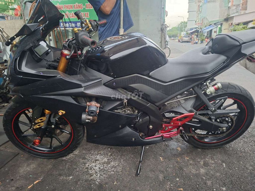 Yamaha R15 V3 2019 chính chủ ký xe zin mạnh