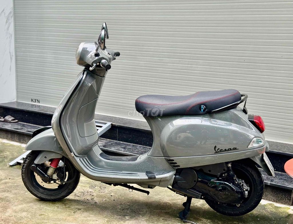 Vespa Lx 125cc 3vie 2014 bstp chính chủ cần bán. Mua bán Xe máy tại Quận Gò Vấp Tp Hồ Chí Minh được đăng bởi Khanh hình 5