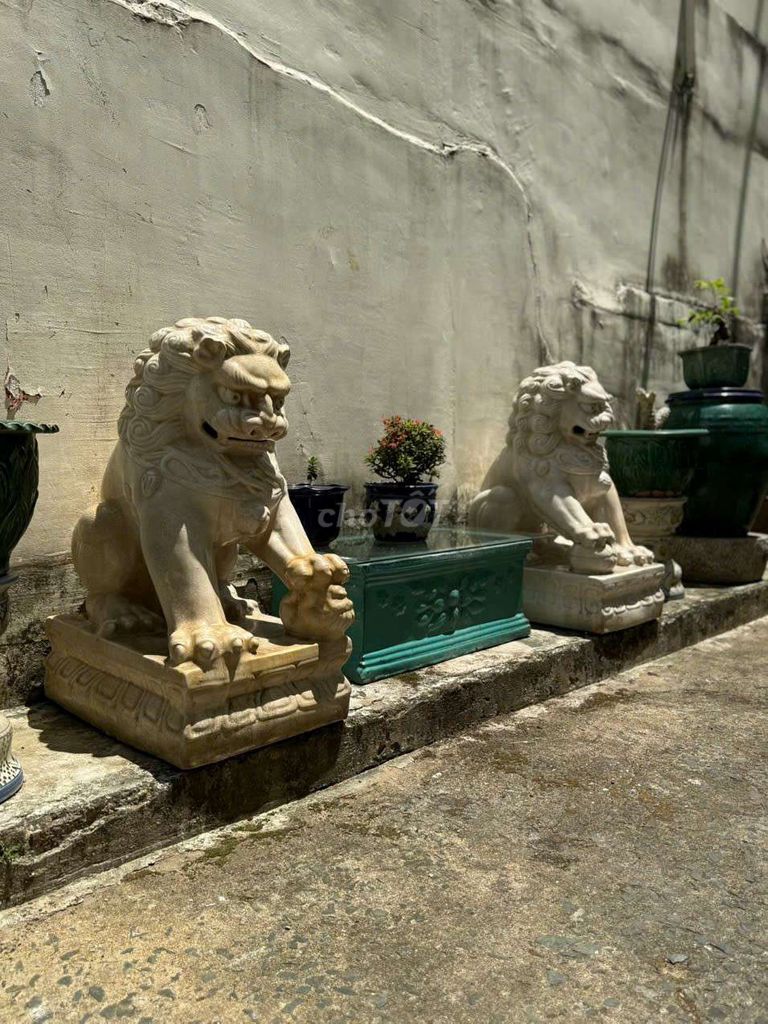 Tượng trang trí gốm sứ trắng 68cm. Mua bán Đồ sưu tầm, đồ cổ tại Quận Tân Phú Tp Hồ Chí Minh được đăng bởi Trần Trung Trực hình 1