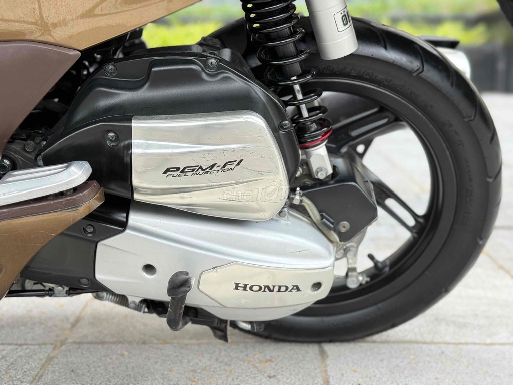 Pcx cực kỳ chất lượng xe Zin êm có smartkey 29G1. Mua bán Xe máy tại Quận Ba Đình Hà Nội được đăng bởi Xe Máy Nam Thi hình 13