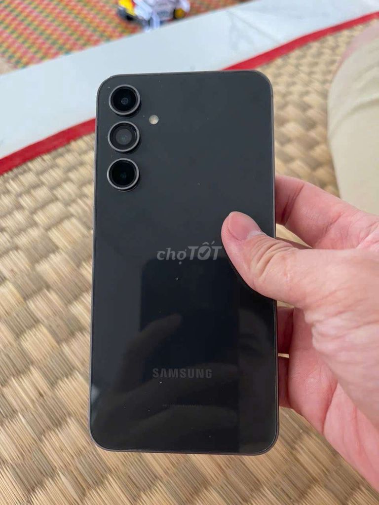 Samsung S23 FE 8GB/128GB Đen. Mua bán Điện thoại tại Thành phố Cao Lãnh Đồng Tháp được đăng bởi steven Đỗ hình 1
