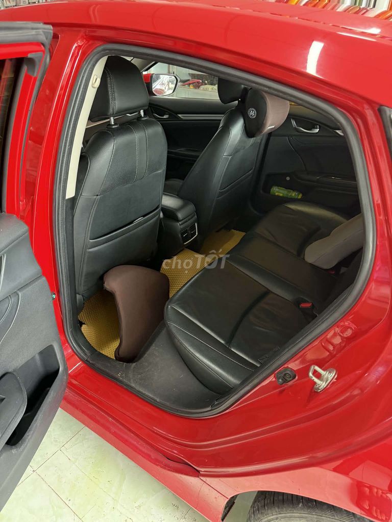 2018 1.8 E - 16 km. Mua bán Ô tô tại Thành phố Vị Thanh Hậu Giang được đăng bởi Duy khuong hình 4