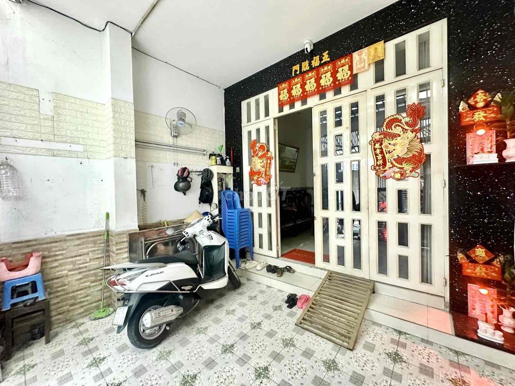 Hẻm xe tải 8m Tô Hiệu, DT 68m2 (4x17) 4 tầng, 4PN. Nhỉnh 8 tỷ còn TL Đường Tô Hiệu, Phường Tân Thới Hòa, Quận Tân Phú, Tp Hồ Chí Minh Quận Tân Phú Tp Hồ Chí Minh