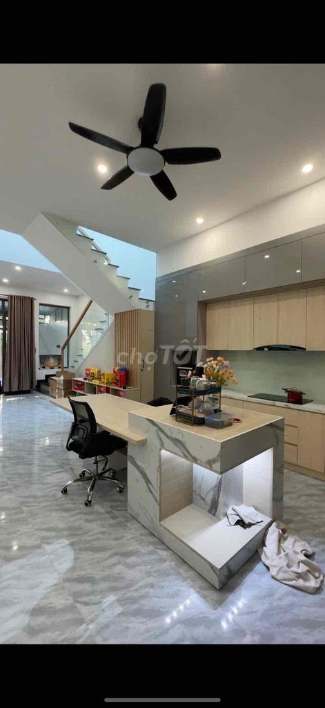 Bán nhà có sẵn cửa hàng phía trước - full nội thất cao cấp. Mua bán nhà ở tại Thị xã Bình Minh Vĩnh Long được đăng bởi Liên Nguyễn hình 1