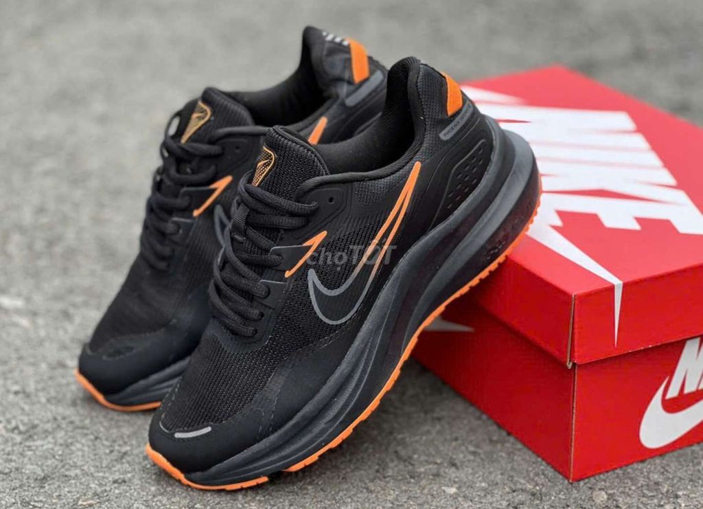 Nike Zoom PHOENIX INFERNO 3