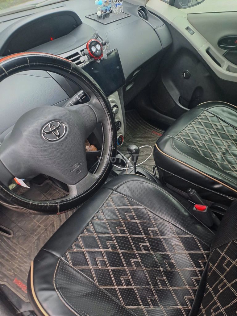 Toyota Yaris 2007 1.3 AT - 153390 km